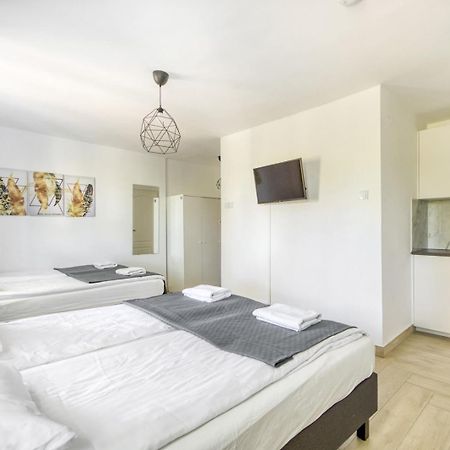 Labo Apartment Niepodleglosci 华沙 外观 照片